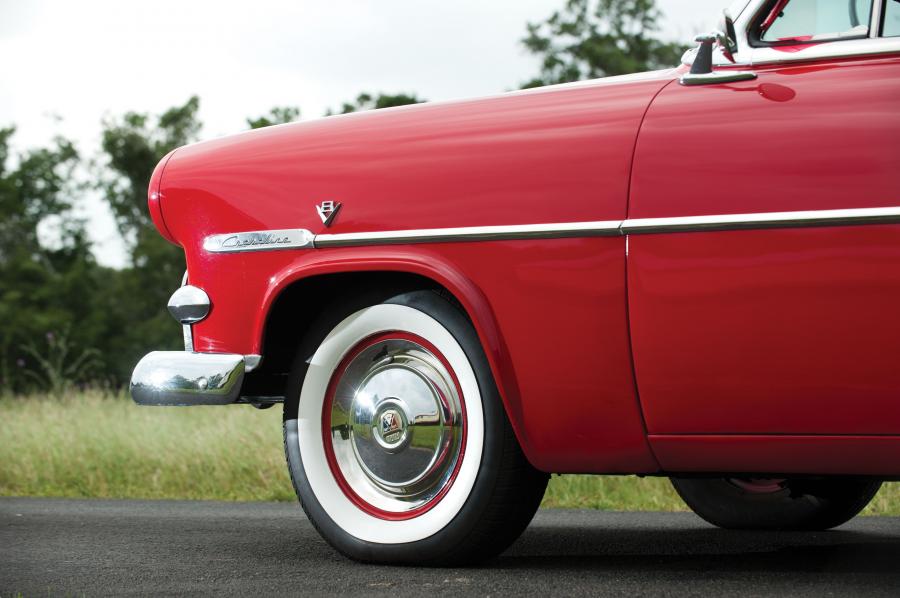  Ford Crestline Sunliner Convertible 1953 года  (фото 13 из 29)